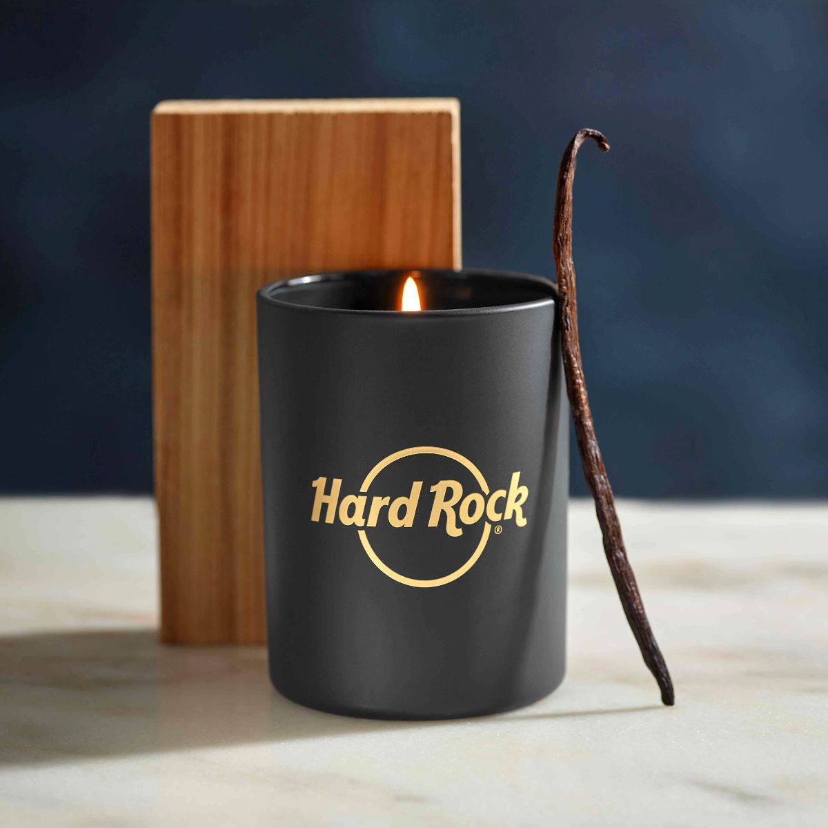 Hard Rock Gold Foil Logo Candle 8oz image number 3