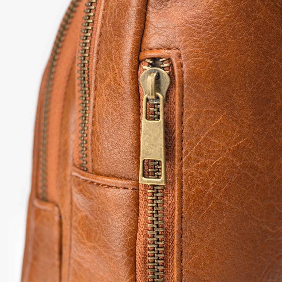 Guitar Strap Crossbody Sling Bag in Cognac image number 3